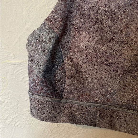 Lululemon Women's Purple Sports Bra - Picture 2 of 6